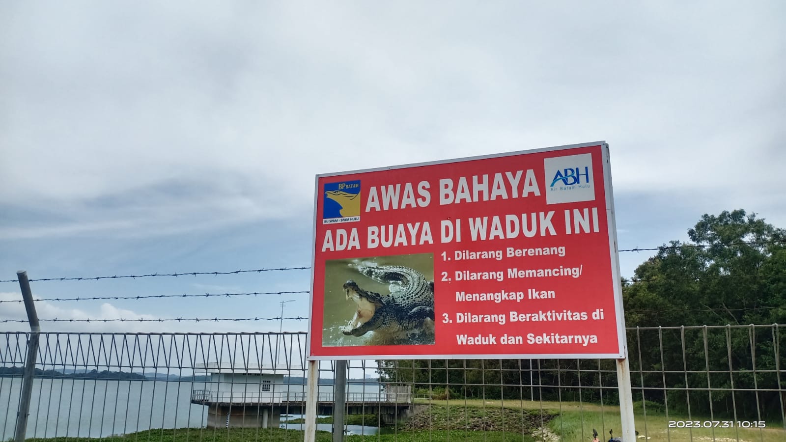 Plang nama himbauan