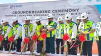Ketua DPRD Batam saat mengikuti acara seremonial Grounbreaking Terminal II Bandara Hang Nadim Batam