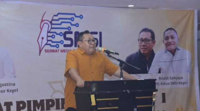 Firdaus Ketua SMSi Indopnesia