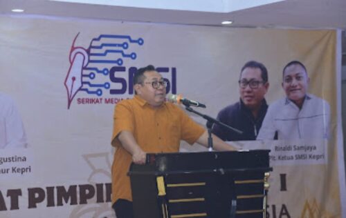 Firdaus Ketua SMSi Indopnesia