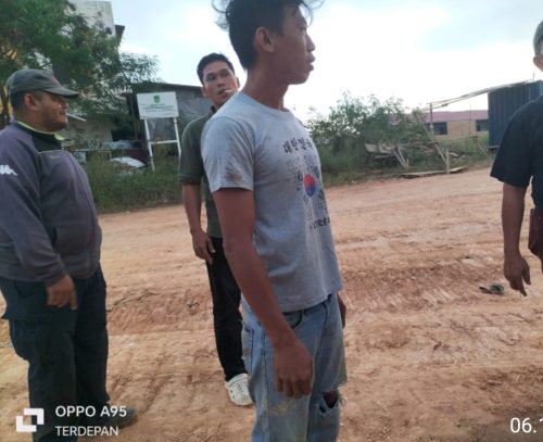 Preman yang dipercaya oleh PT Bintang Jaya Husada saat menghadang wartawan hendak pulang